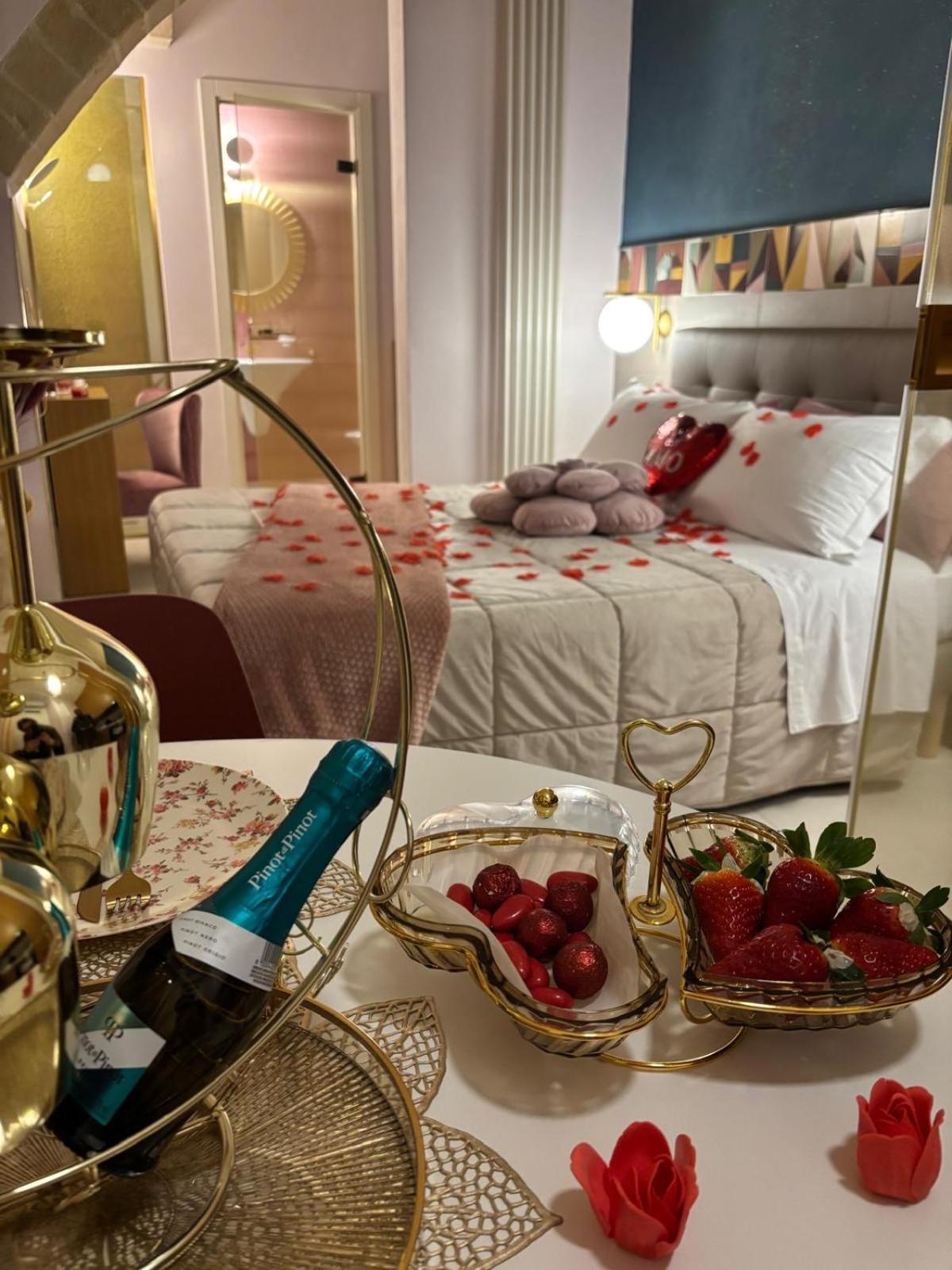 Lovely & Chic Rooms Nei Sassi Матера Екстер'єр фото